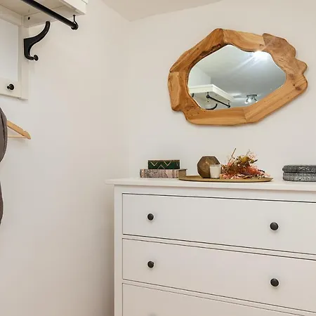 Cozy Loft For 3 Near Marques De Pombal Lisboa